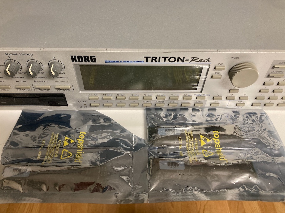 KORG TRITON-Rack and SIMM modules